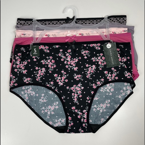 Laura Ashley Other - LAURA ASHLEY BRIEFS 5PK